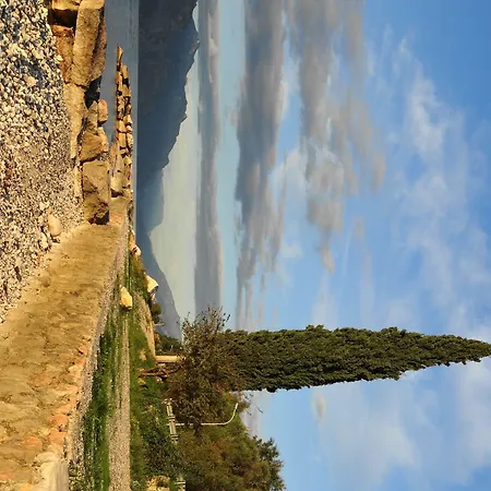 Catullo 3* Malcesine