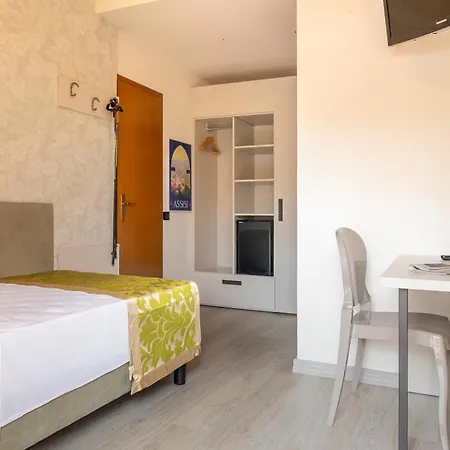 Hotel Catullo 3*